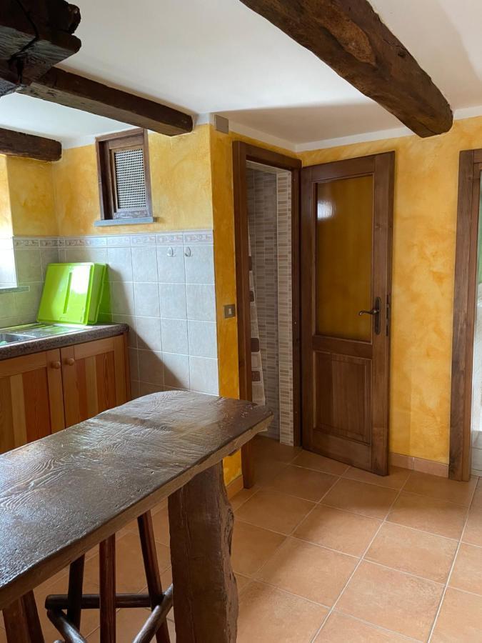 Casa Vacanze La Carbunera Villa Домодосола Екстериор снимка